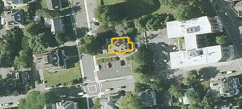 35 Arnold St