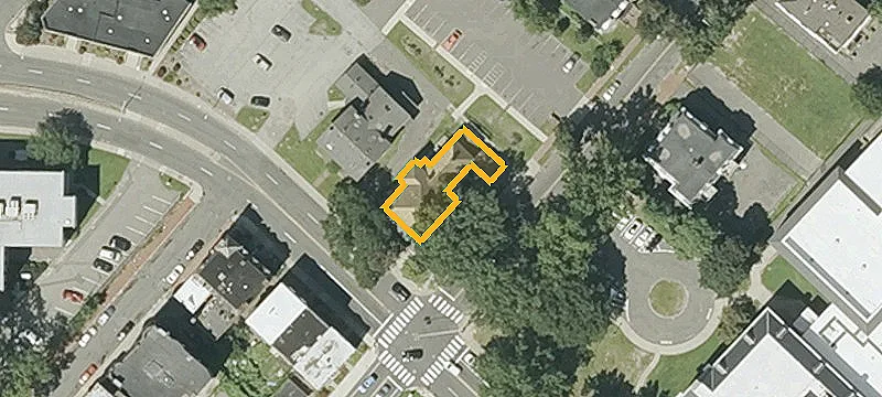 83 Maple St
