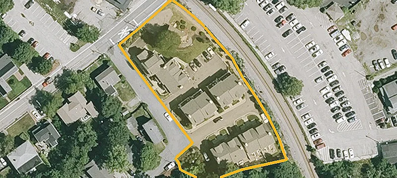 2 Pleasant St