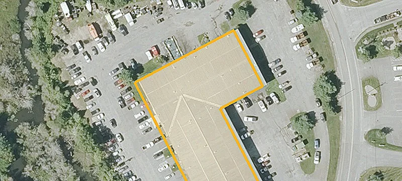 130 Camelot Dr