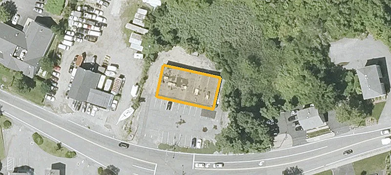 18 Iyanough Rd