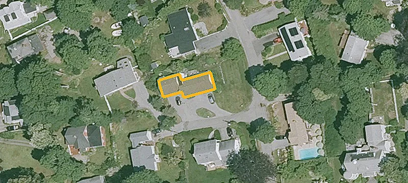 6 Lowe Dr