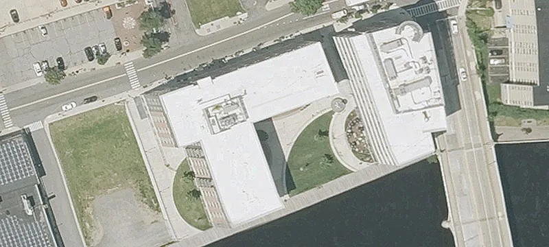 2 Merrimack St