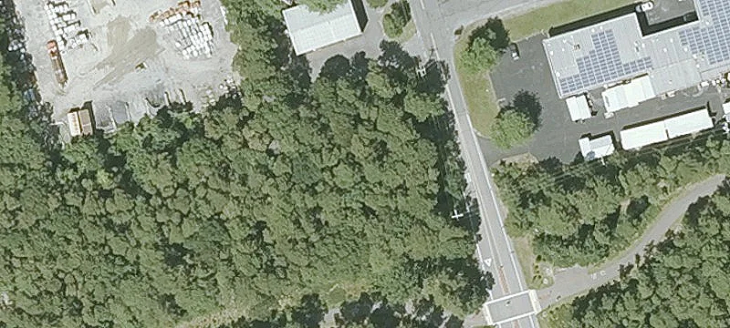 25 Dupont Ave