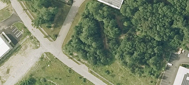 12 Shire Dr