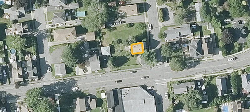 34 Adams St
