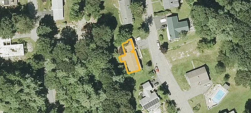 63 Lakeview Dr