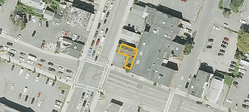 315 Park Ave