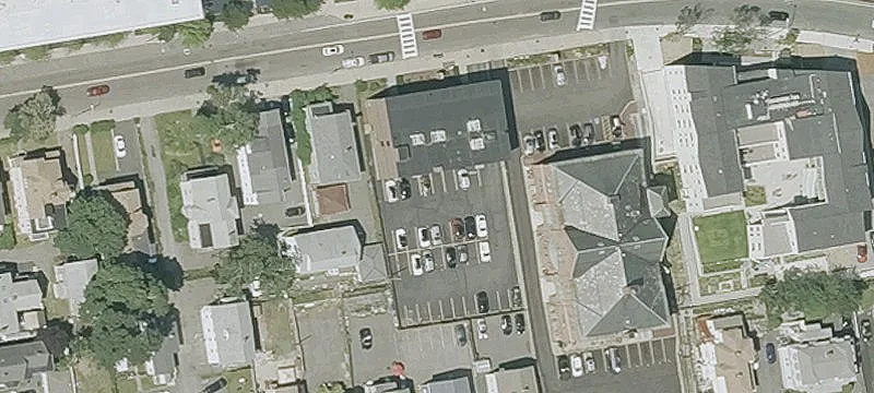 388 Pleasant St