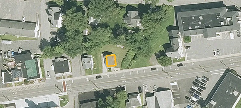 76 Central St