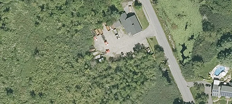 98 Charter Rd