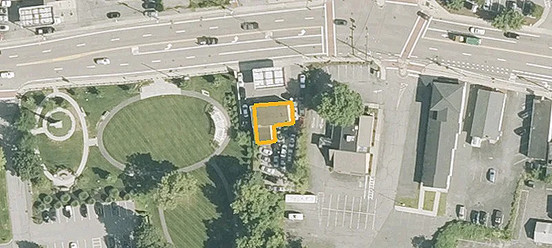 35 Main St