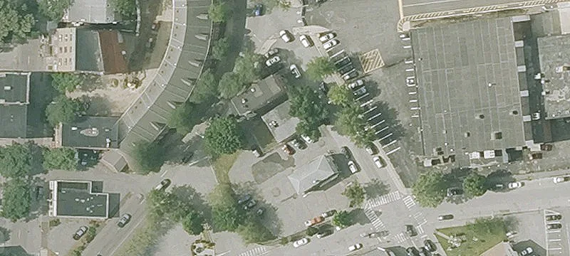 379 Central St