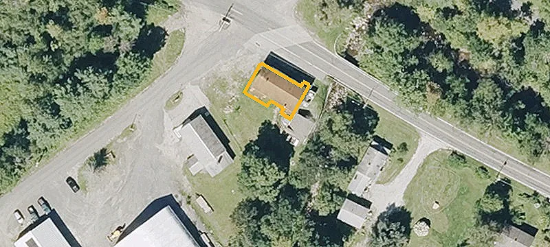 57 Sandisfield Rd