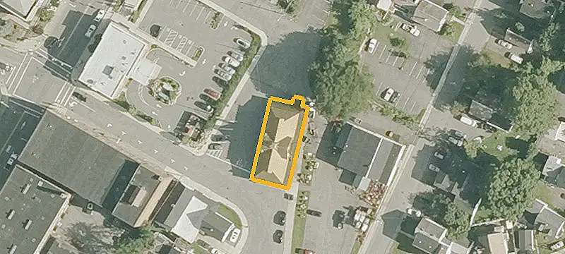 24 Columbia St