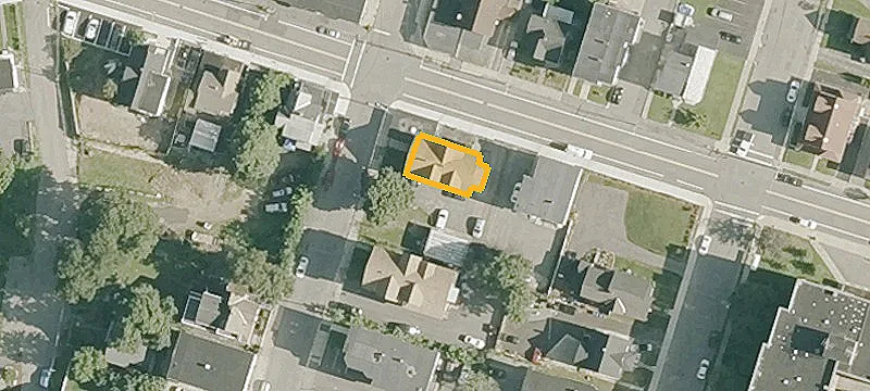 134 3rd St