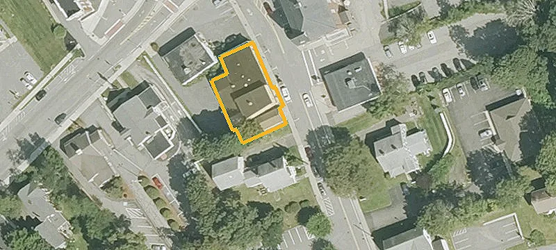19 School St