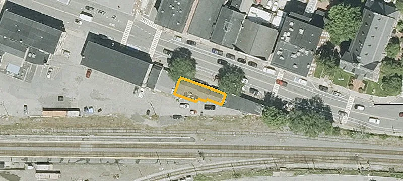 18 Main St
