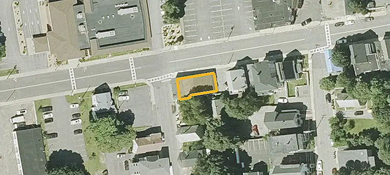 216-220 Parker St