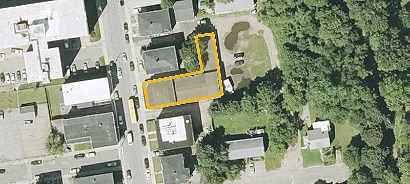 166 Mechanic St
