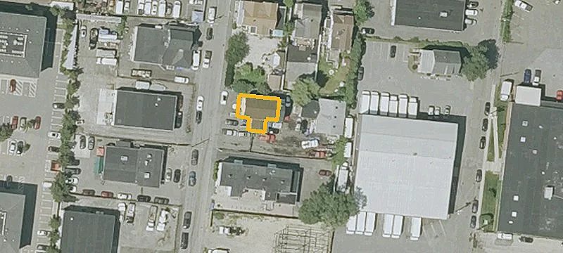 22 Linden St