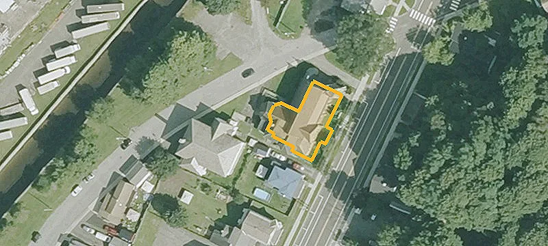 39 Commercial St