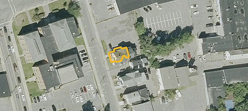 14 Cottage St