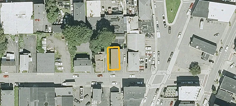 10 Ellsworth St