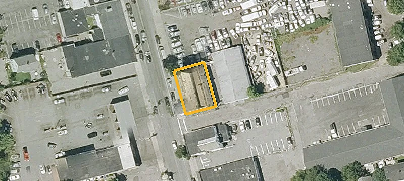 1002 Main St