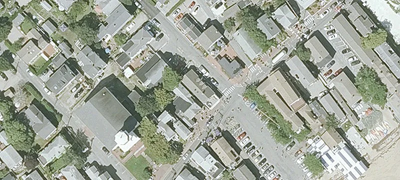 366 Commercial St