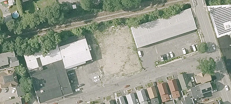 21 Adams St