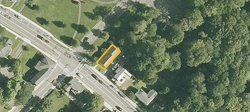 711 Main St