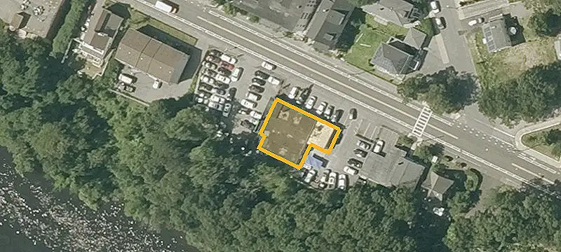 444 Riverside Dr
