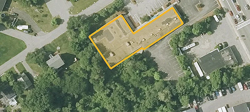 305 Boston Rd