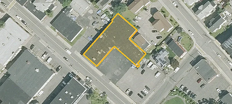 126 Irving St