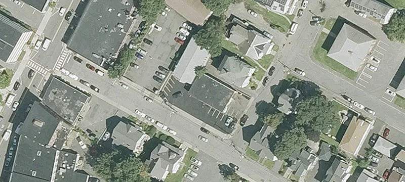 10 Frederick St