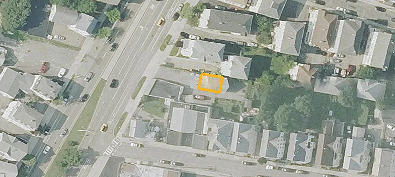 786 Plymouth Ave