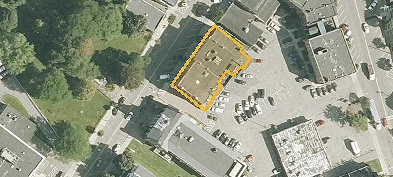 30-32 Main St