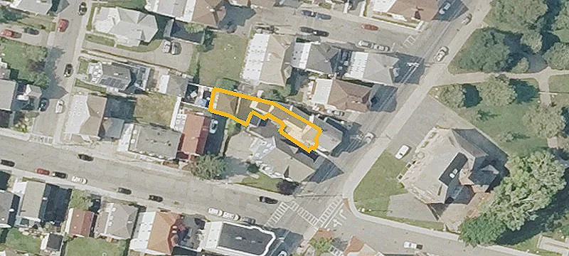 1174 Main St