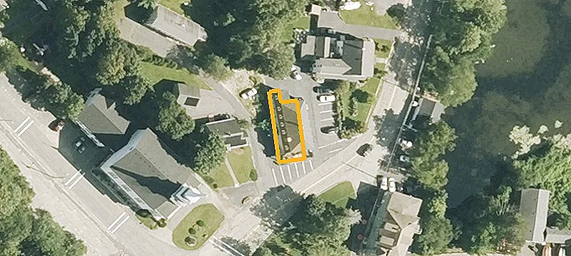 8 Main St