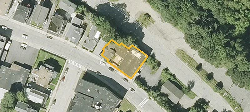 300 Hamilton St