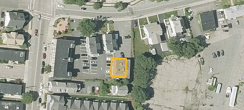 13 Hoyle St