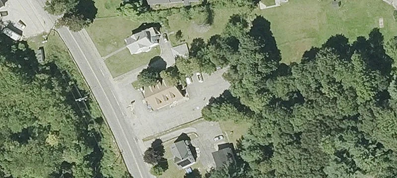 676 Main St