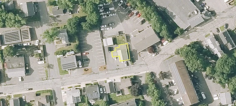 17 Cochituate St