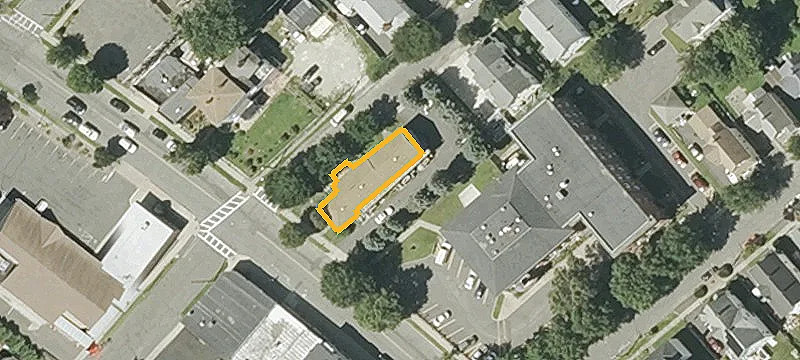 747 Main St