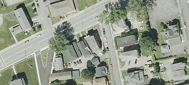 30 Main St