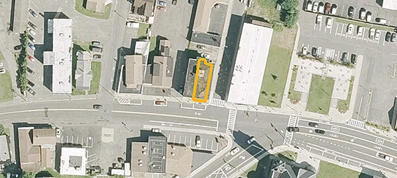 135 Main St