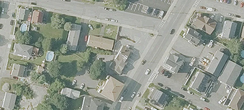 2175 Main St