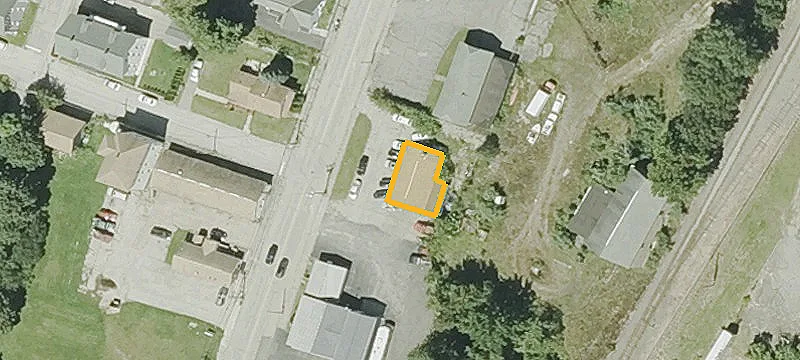 8 Oxford Ave