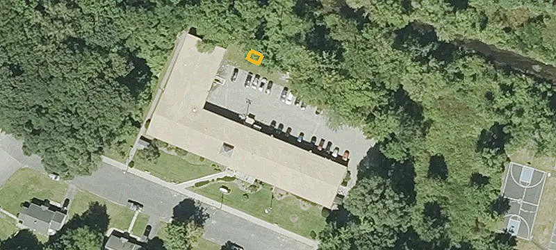 11 Pontiac Ave
